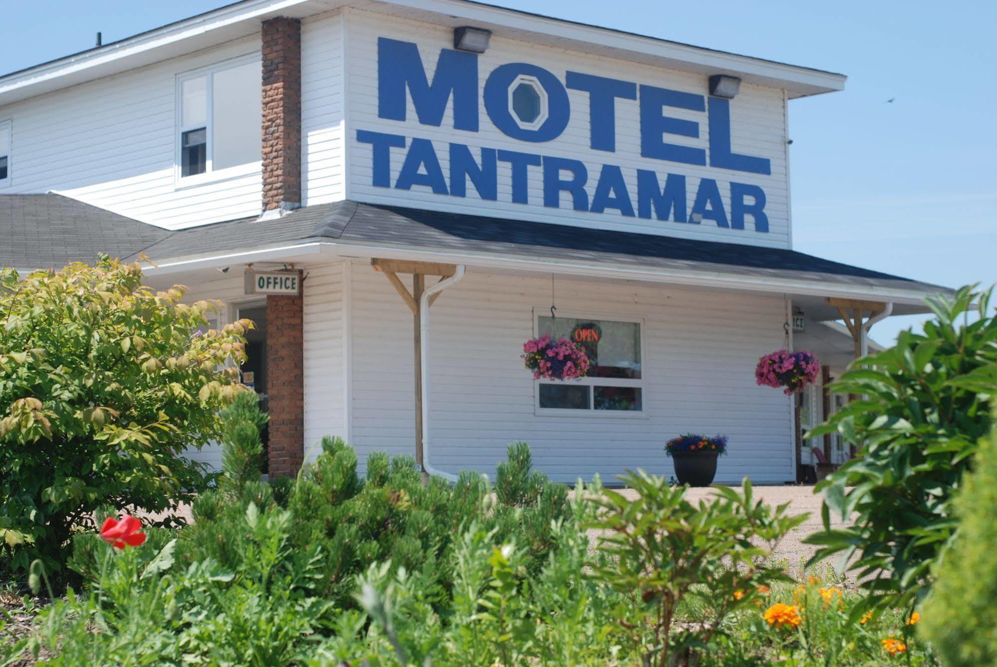 Tantramar Motel แซควิลล์ ภายนอก รูปภาพ